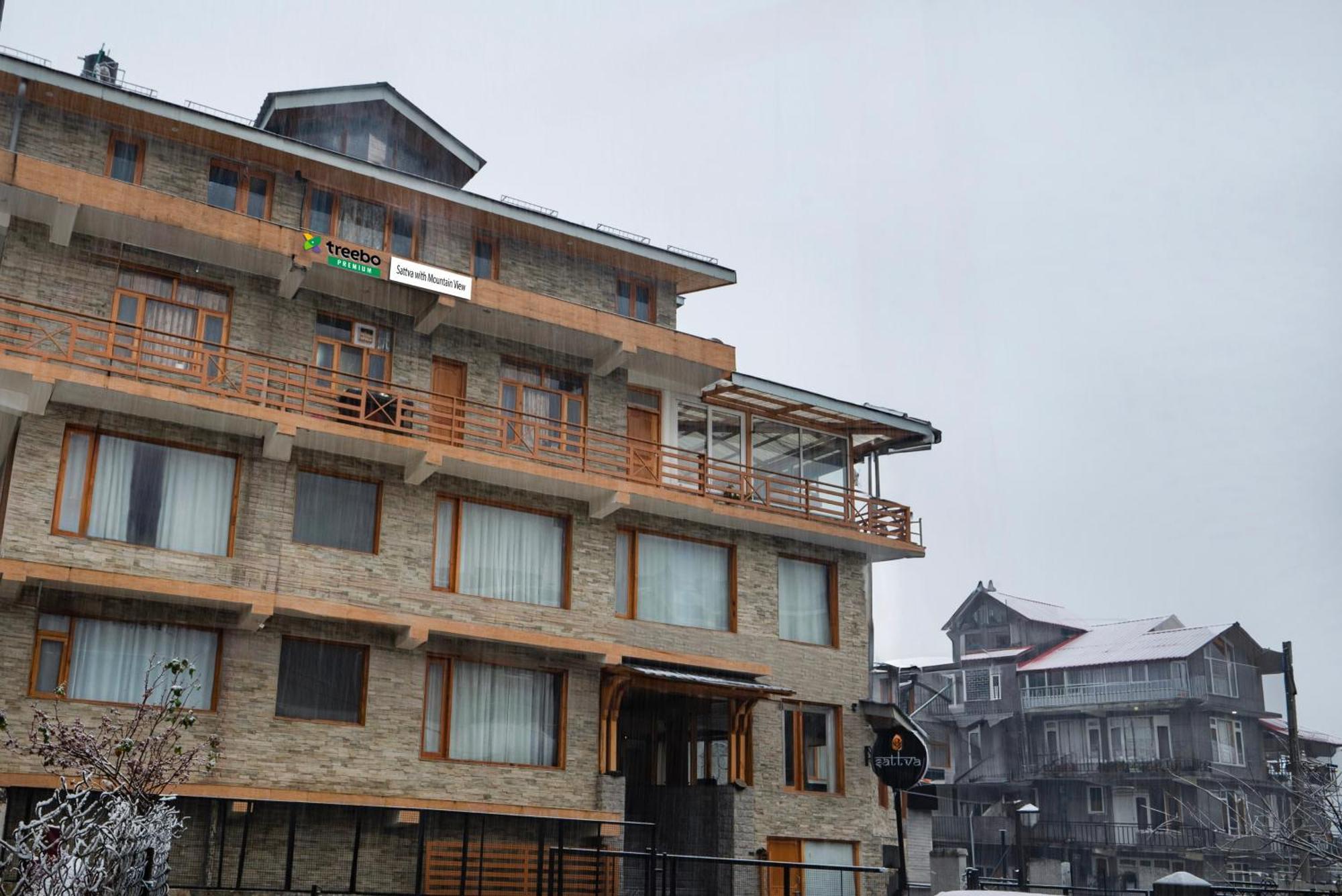 Treebo Premium Sattva With Mountain View Hotel Manāli Eksteriør billede
